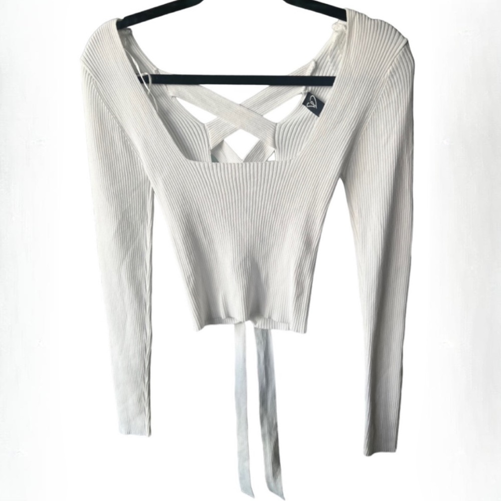 NWT Windsor Ribbed Long Sleeve Lace-up Back Top